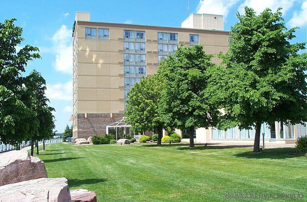 Delta Hotels by Marriott Sault Ste. Marie Waterfront Exterior foto